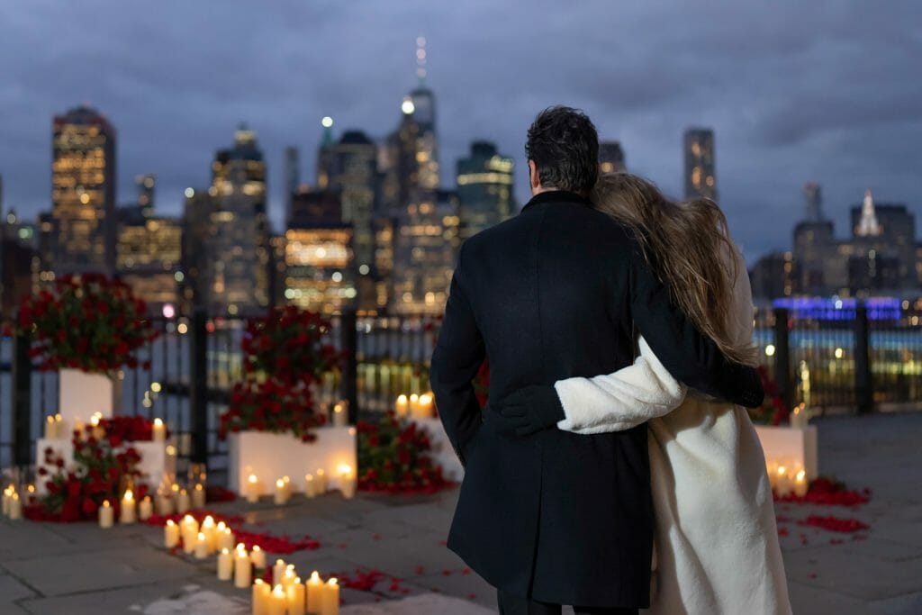 Stunning Brooklyn Bridge luxury marriage proposal photos