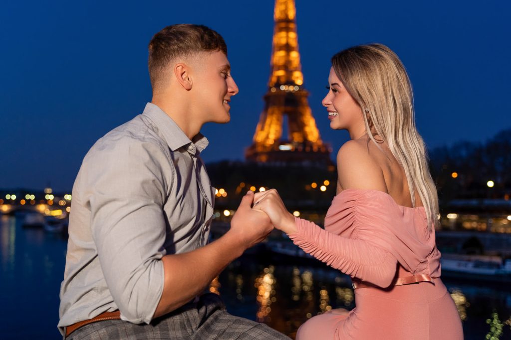 Romantic Paris anniversary photos at the Bir-Hakeim Bridge during the Blue Hour