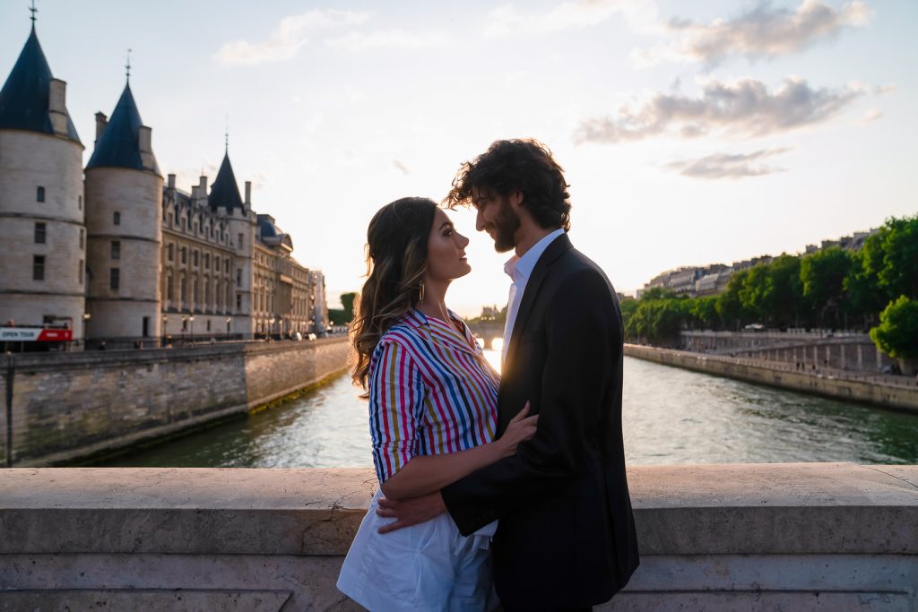 Most romantic bridge for Paris couple photos