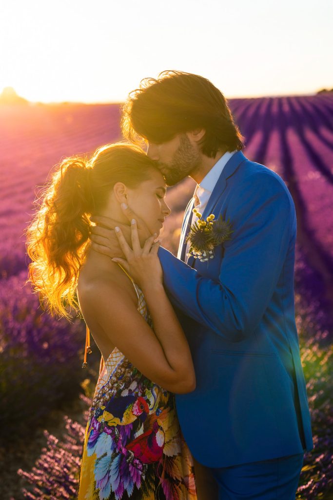 Couple photo shoot in the Lavender Fields by Paris photographer Cengiz