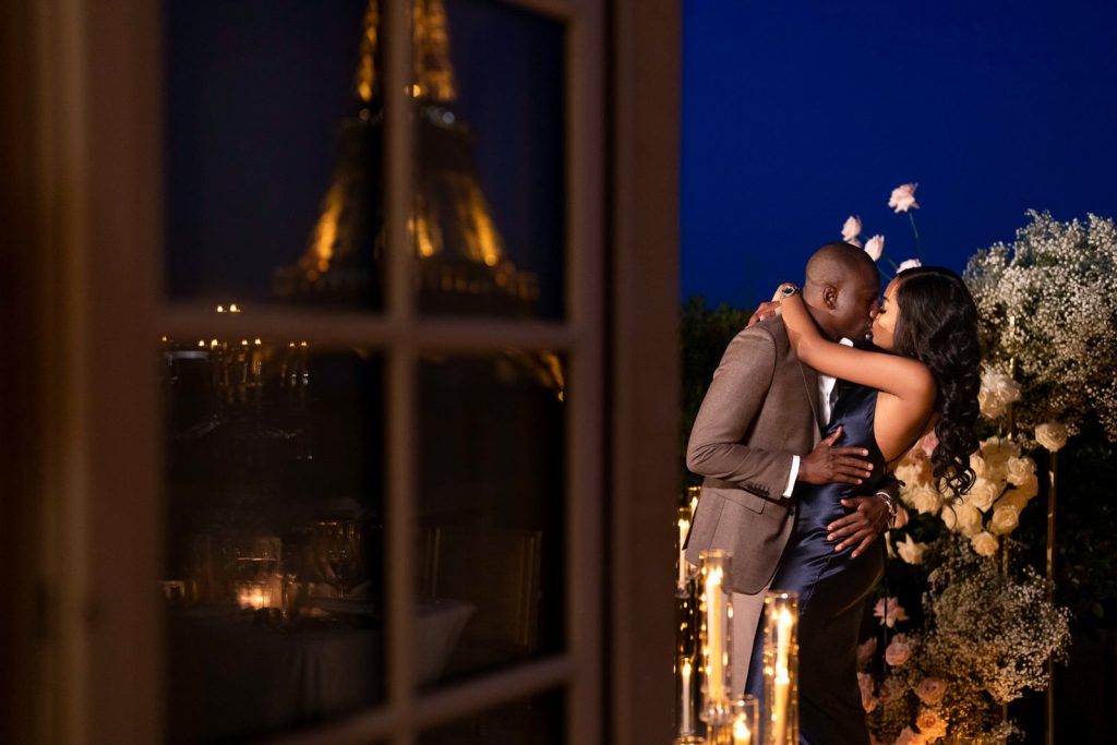 Paris couple photoshoot at night at the Shangri-La Paris