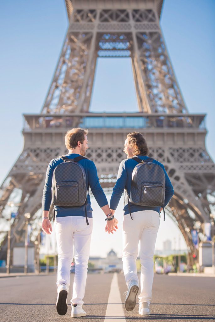 Eiffel Tower couple pictures with matching outfits