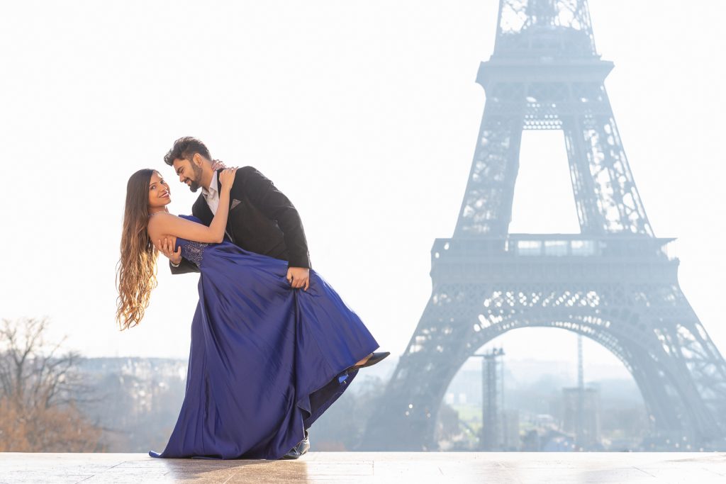 Romantic Couple photoshoot at Trocadero Eiffel Tower sunrise