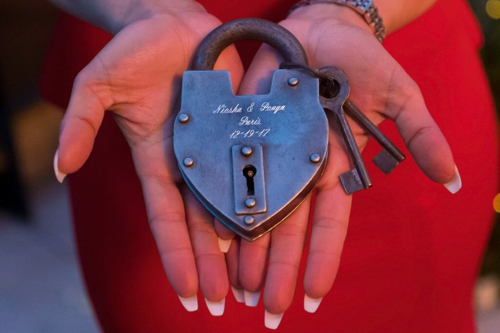 Paris proposal ideas love lock engraved with names and date