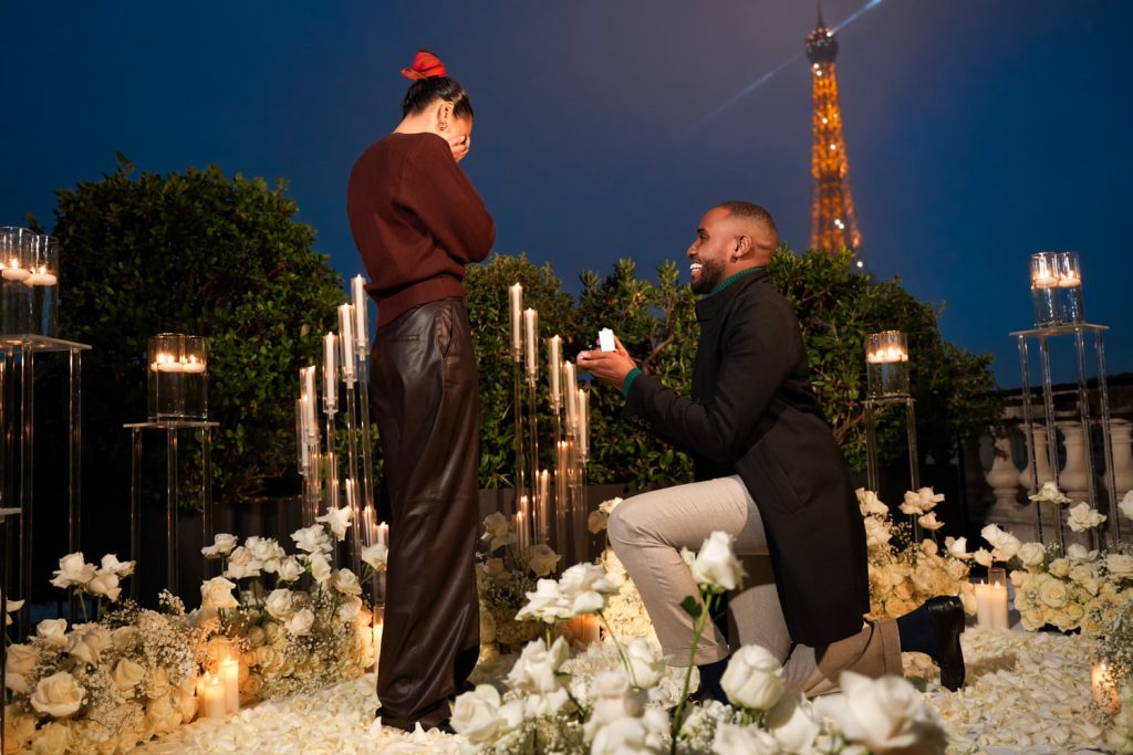 Shangri La Paris Eiffel Tower proposal at night