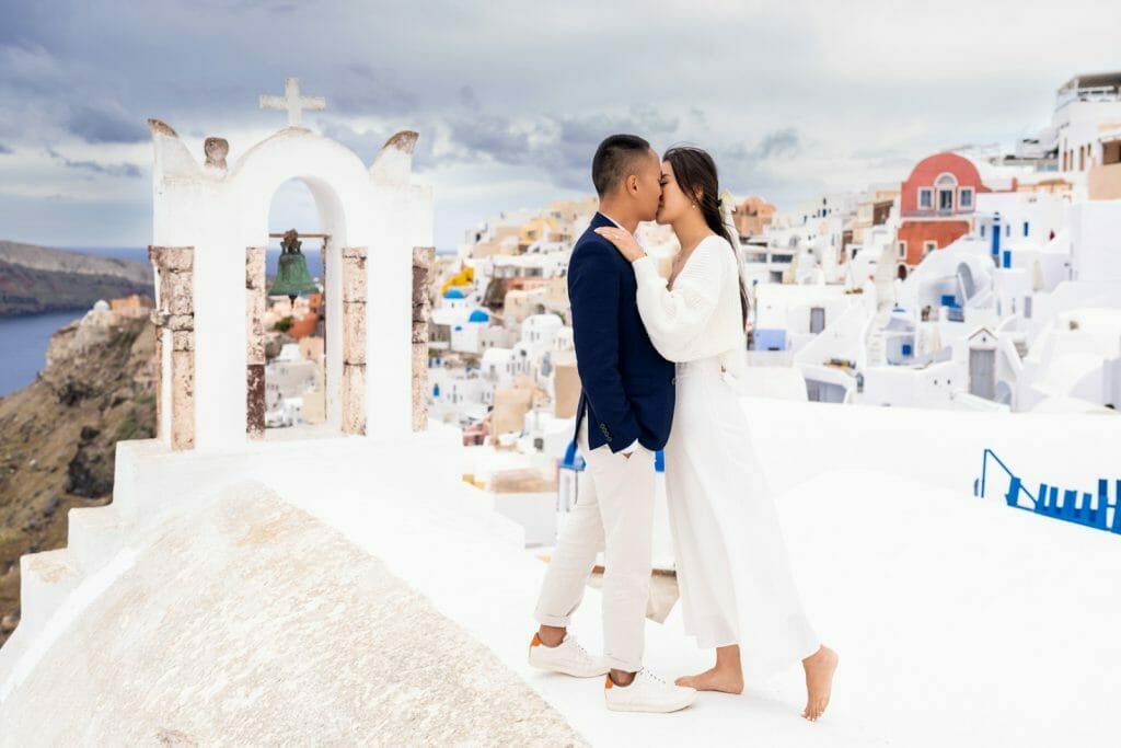best photographers in Santorini elopement