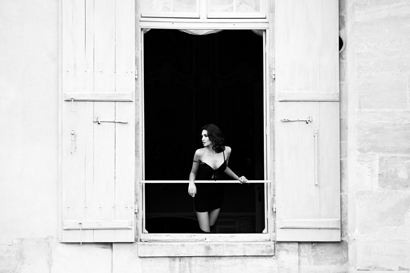 Boudoir Photography Paris France Kiss Me in Paris