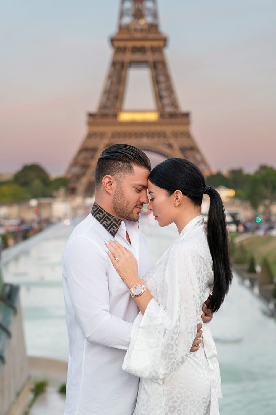 Couple photography poses for engagement style photos