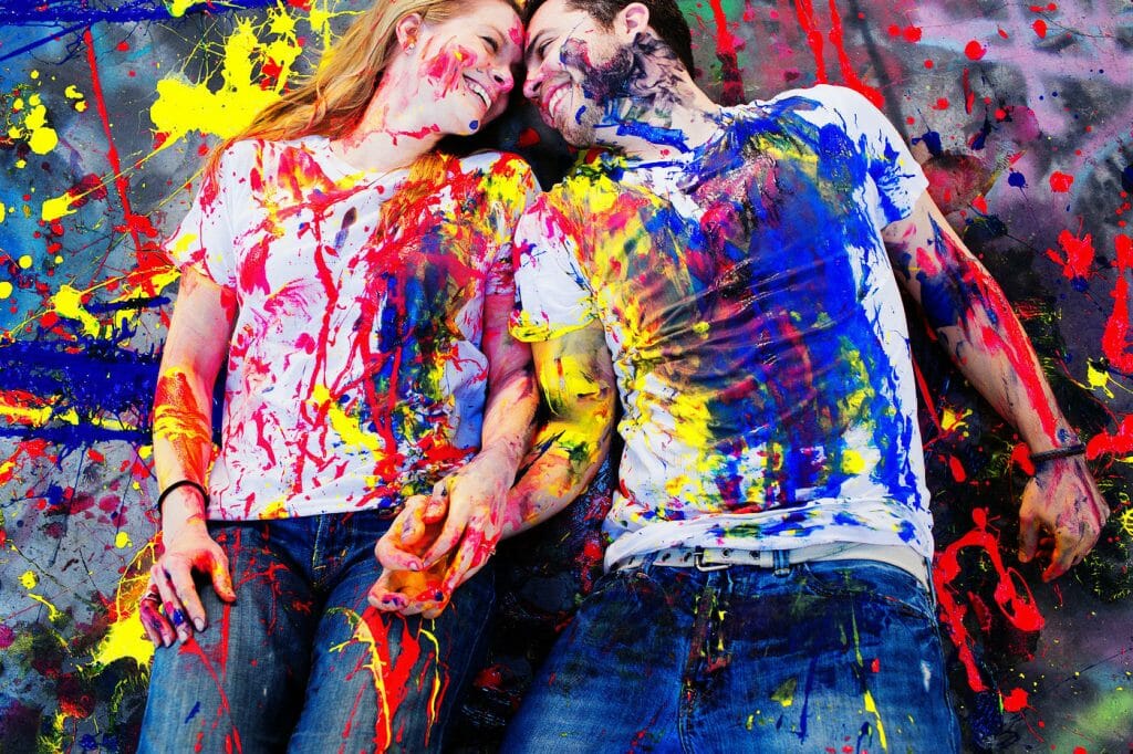 Creative Couple Photography Ideas using organic paint as props