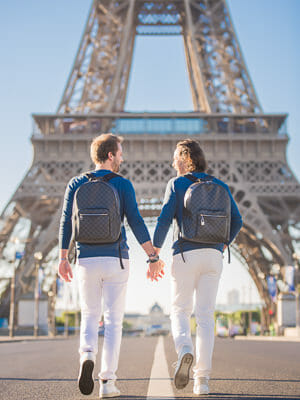 Eiffel Tower Engagement photos Paris