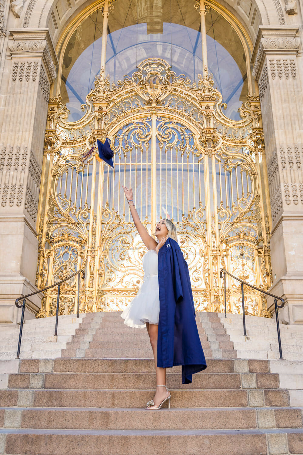 Solo portraits in Paris: Graduation photos
