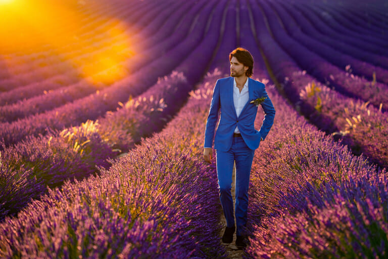 How to plan a photoshoot in the Lavender Fields of Provence France