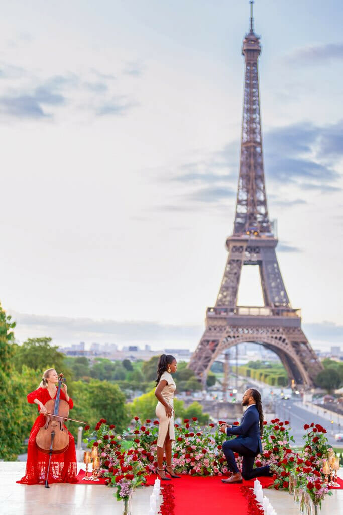 Can you propose on the Eiffel Tower?