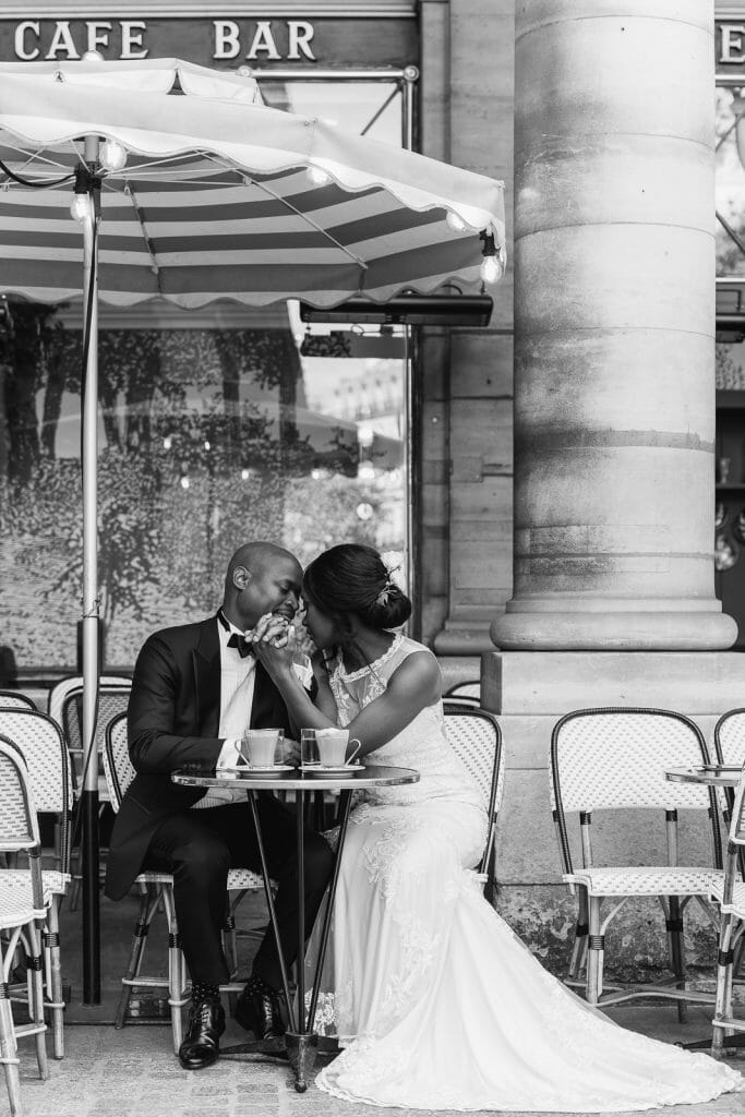 Black and white engagement photos