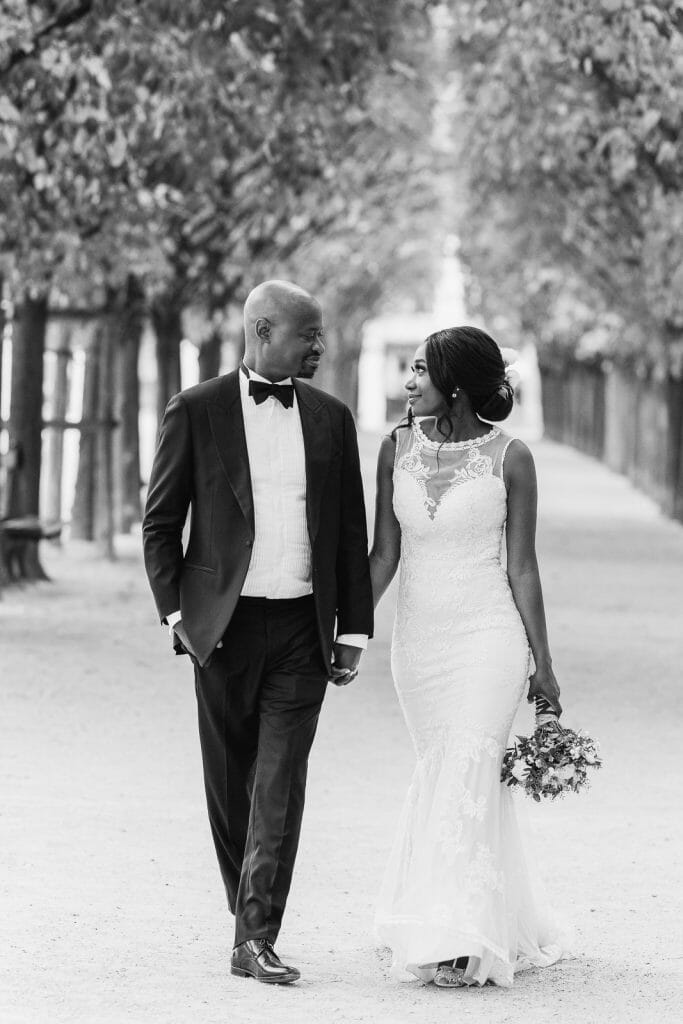 Black and white engagement photos