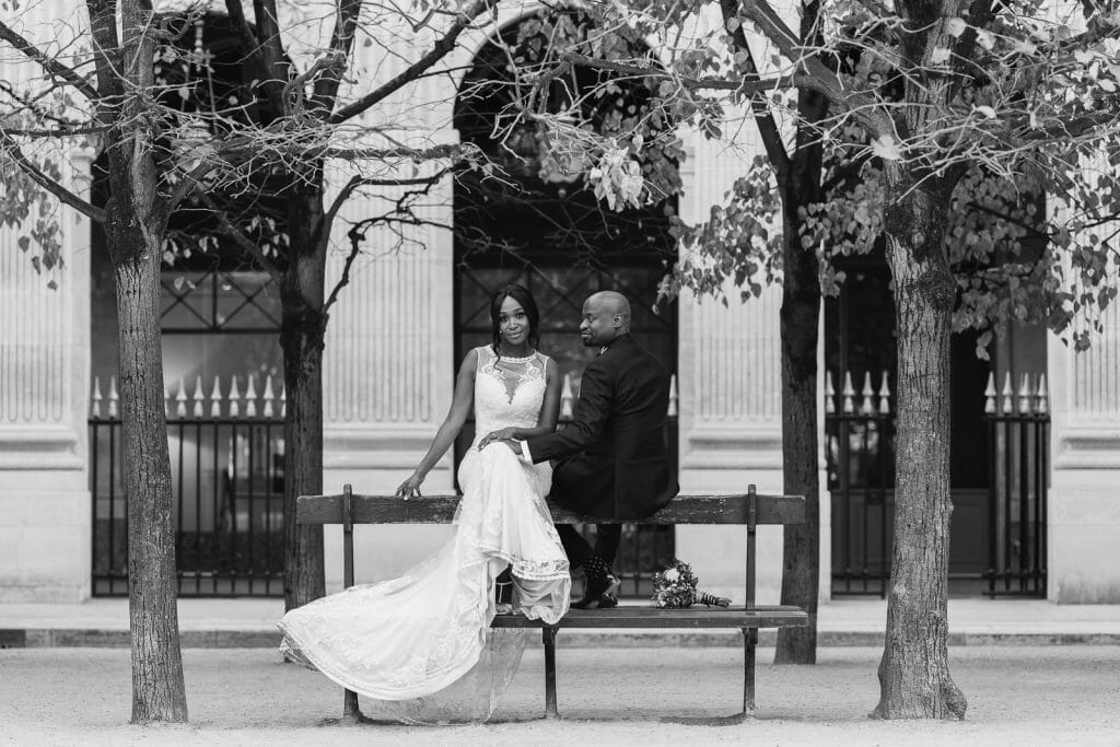Black and white engagement photos