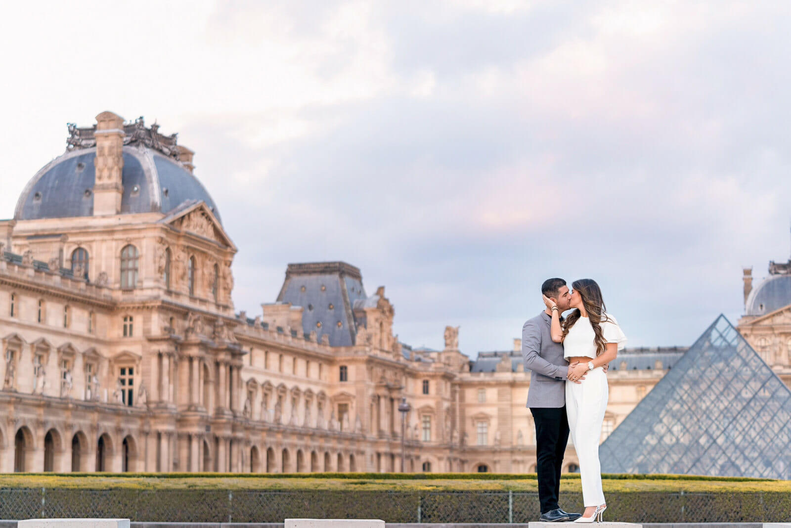 Paris engagement photos at the Louvre Museum