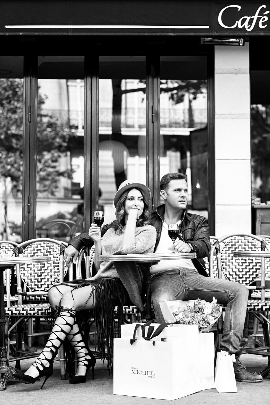 Editorial couple photos in Paris at Cafe Louise
