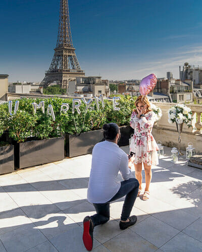 Best Paris proposal photographer