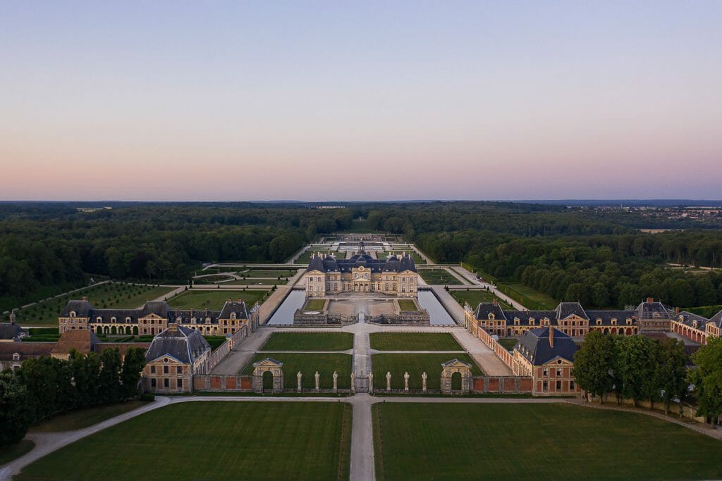 chateau vaux le vicomte marriage proposal