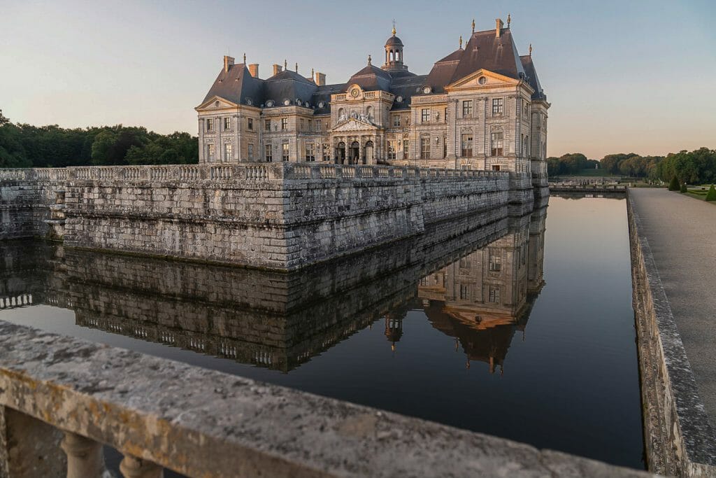 chateau vaux le vicomte marriage proposal