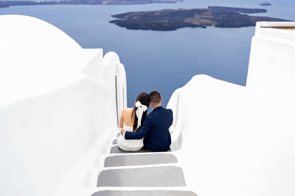 Santorini Photoshoot couple photos in Imerovigli