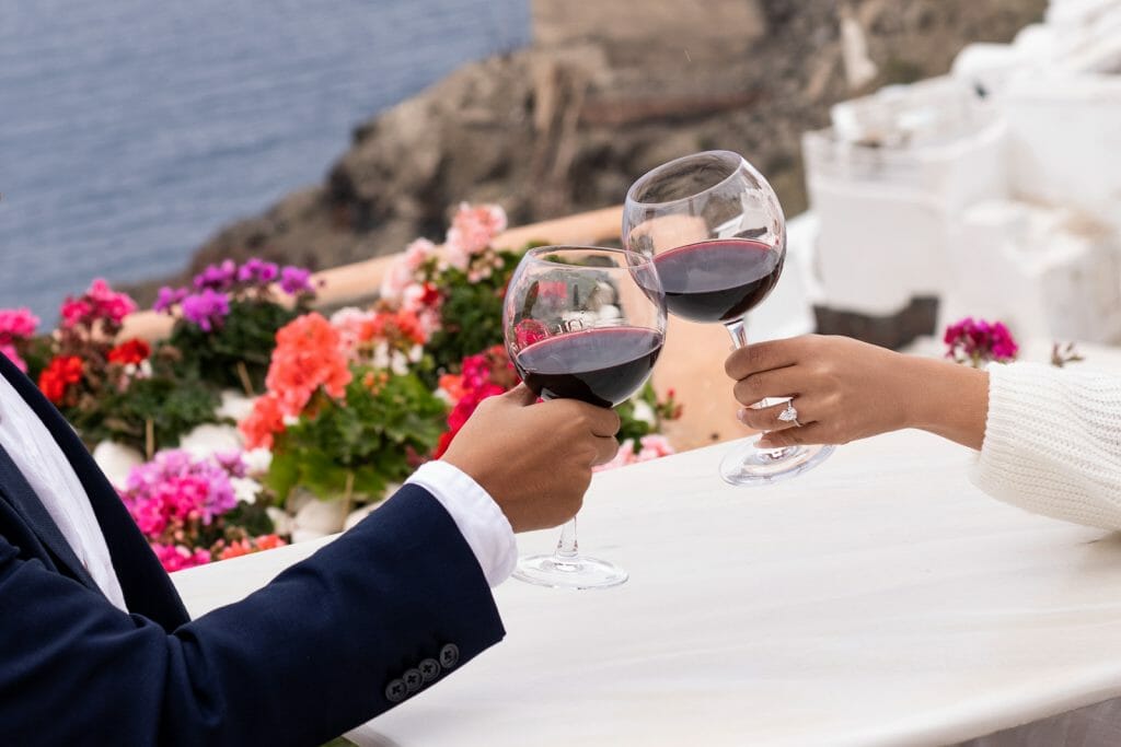 great photoshoot ideas for Santorini