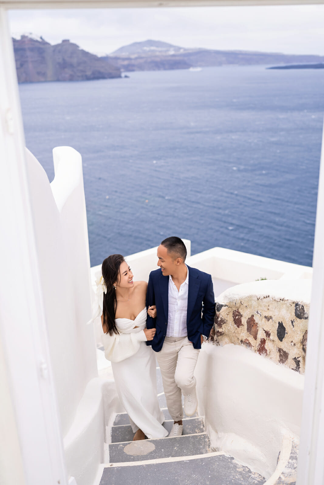 Stunning Santorini photos in a private hotel