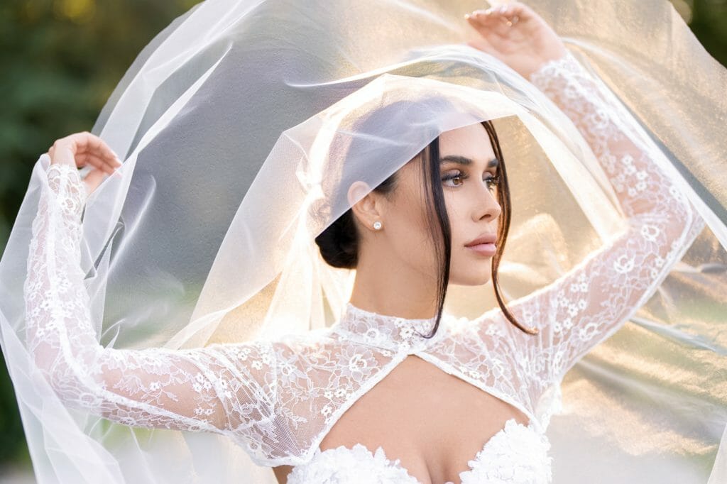 Best Luxury Wedding Photographers in Paris