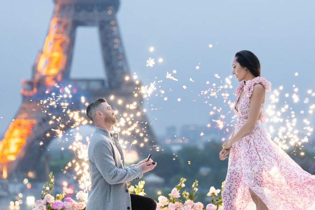 Amazing Eiffel Tower proposal at Trocadero