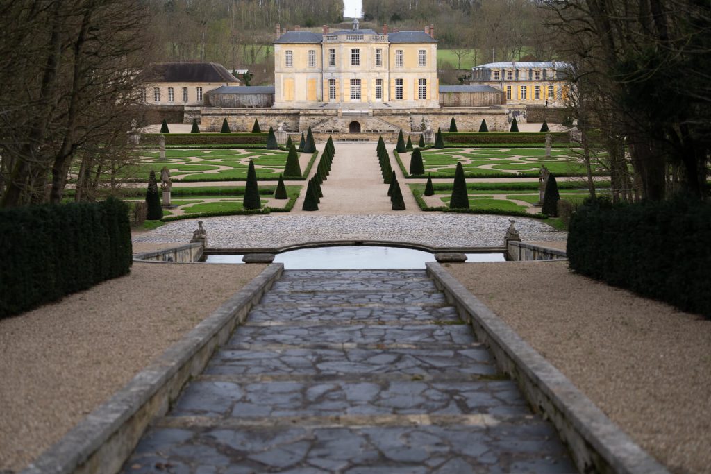 Luxury Chateau Proposal near Paris: Château de Villette