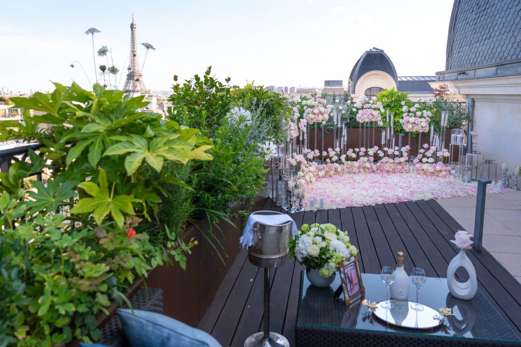 Unique and memorable Paris proposal packages