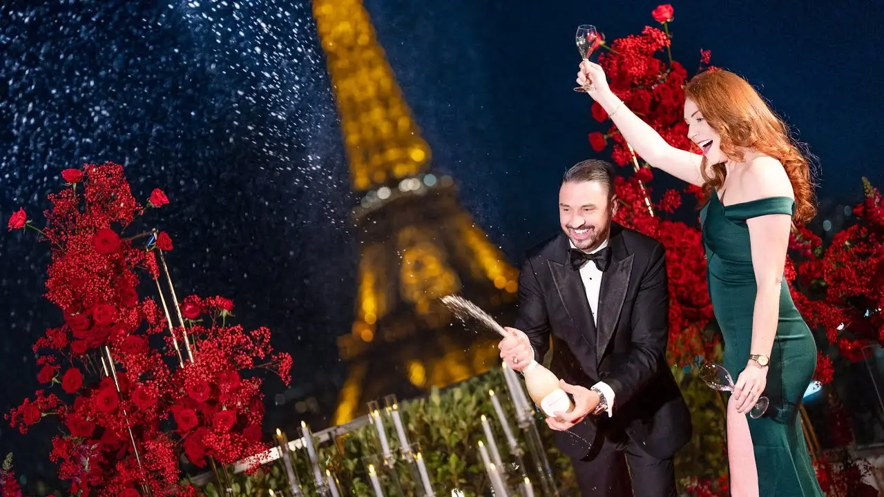 Luxury Paris Proposals — Eiffel Tower Rooftops, Private Châteaux, Seine Yachts & Versailles